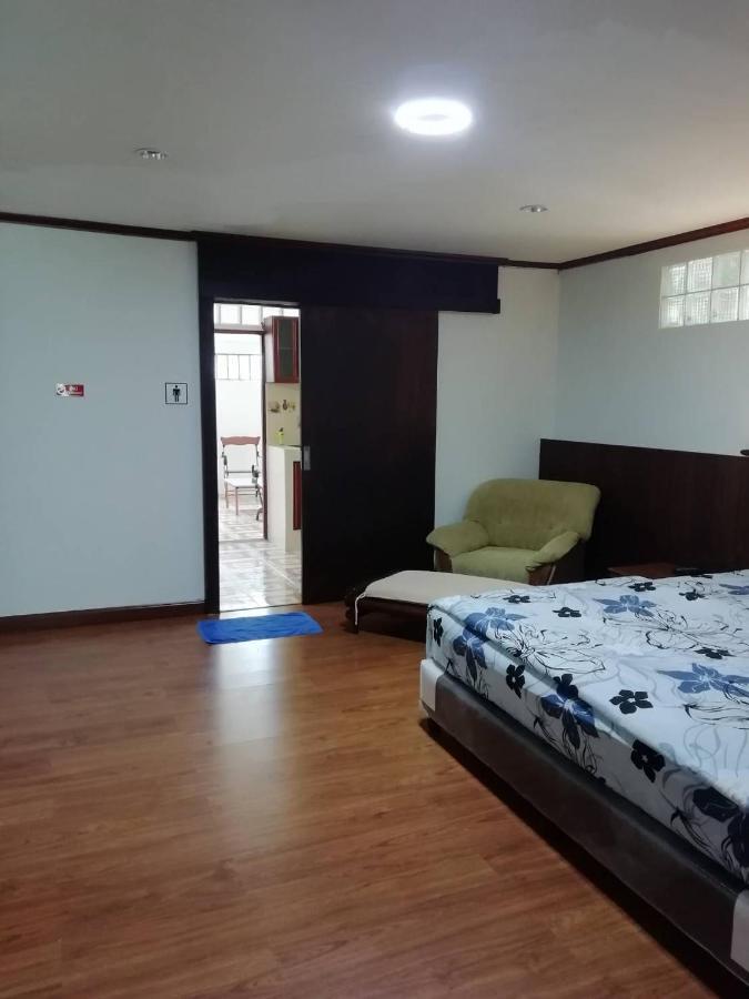 Pcr Guesthouse Kata ภายนอก รูปภาพ